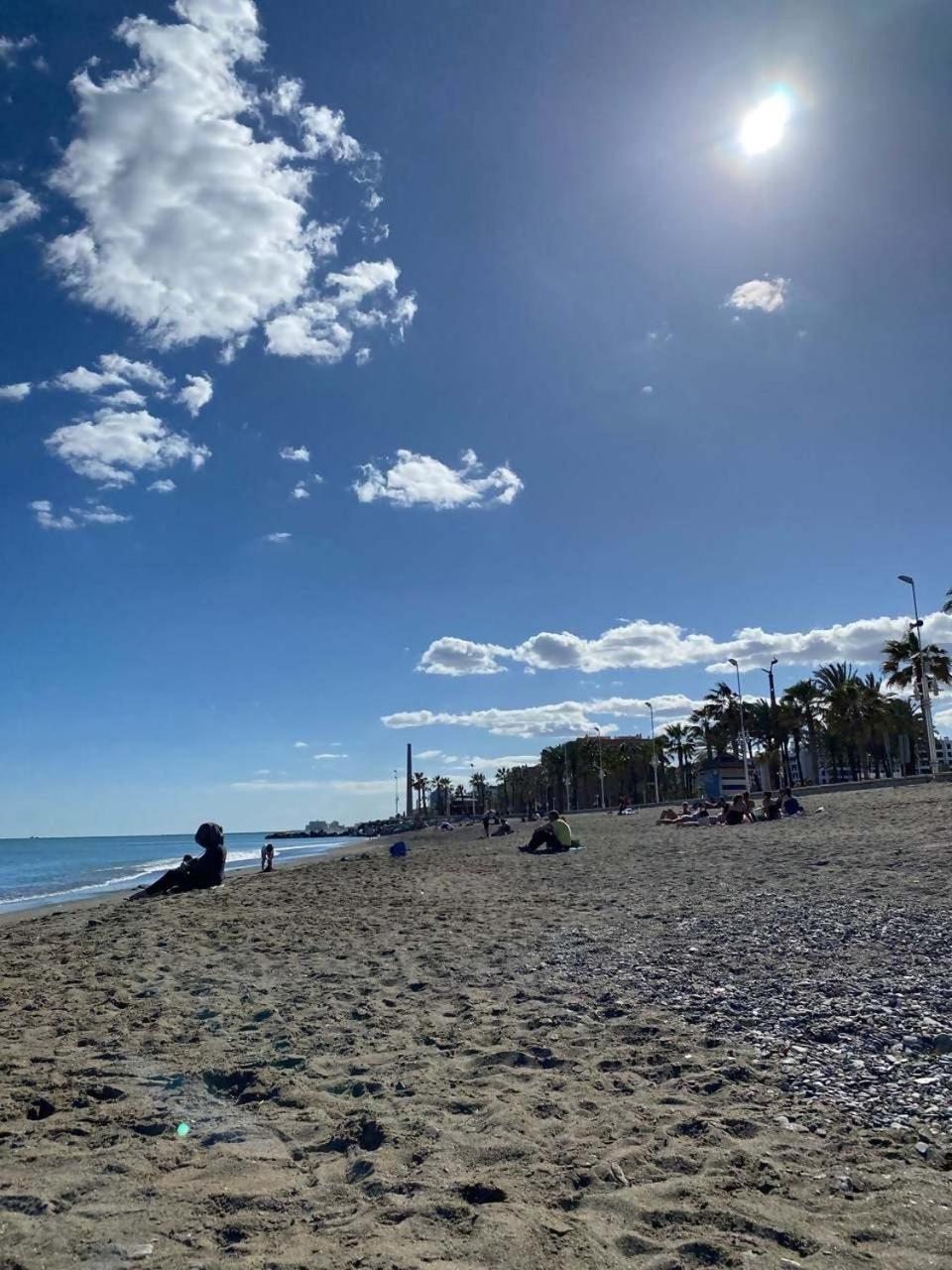 La Caramba Amplio Apartamento En La Playa Málaga Buitenkant foto
